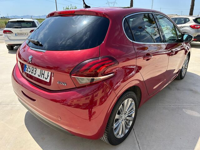 PEUGEOT 208 ALLURE 1.2 E-THP AUTO SPANISH LHD IN SPAIN 82000 MILES SUPERB 2015